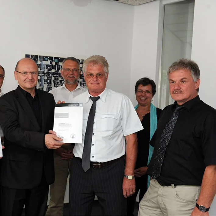 Ehrung von Erhard Schnee für 50 Jahre Betriebszugehörigkeit.