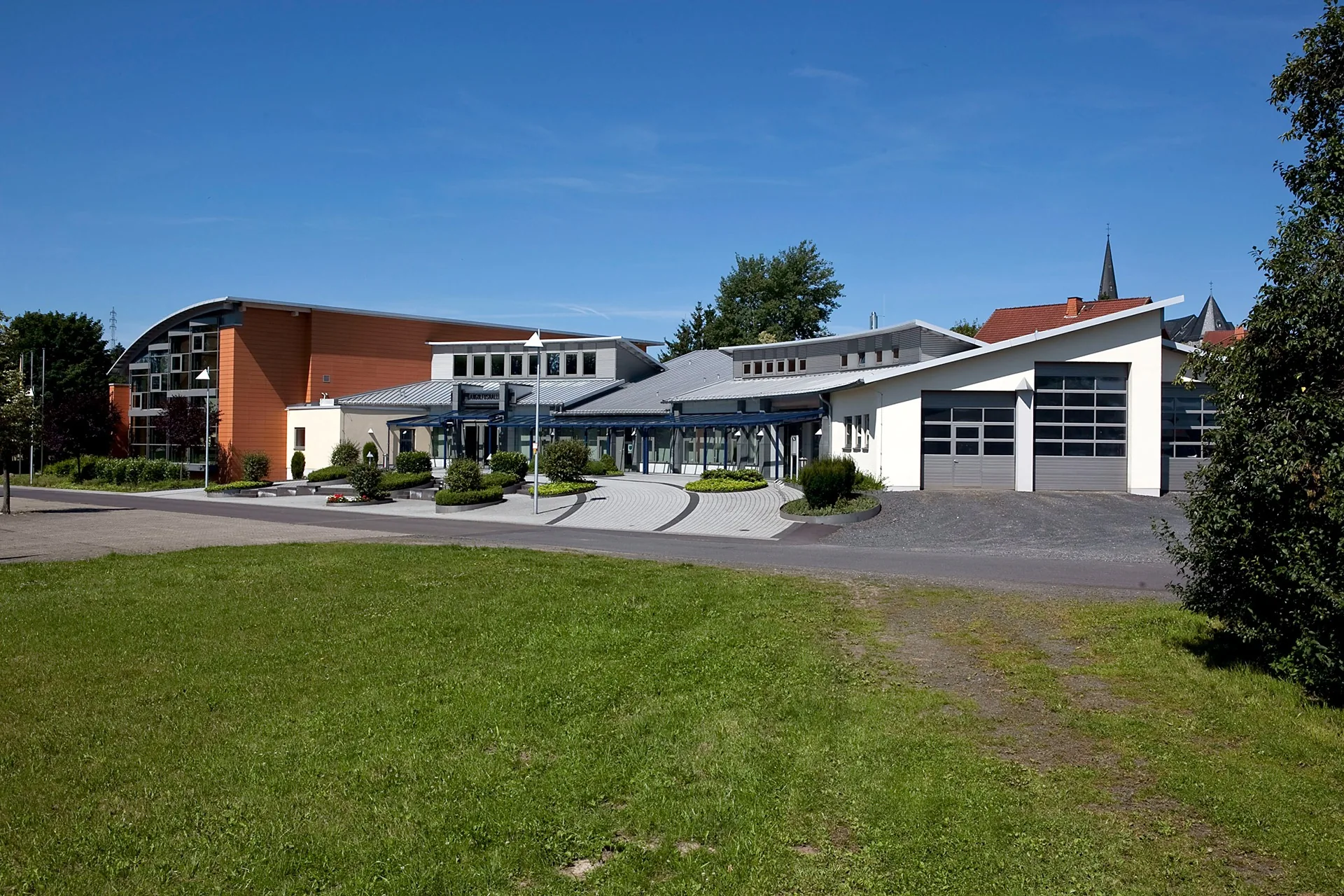 Neubau Gangolfushalle in Meudt